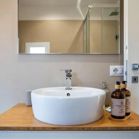 Sky Domus Historic Center Penthouse With Jacuzzi 罗马