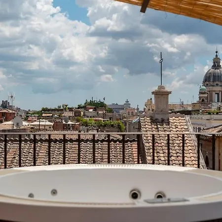 Sky Domus Historic Center Penthouse With Jacuzzi * ローマ